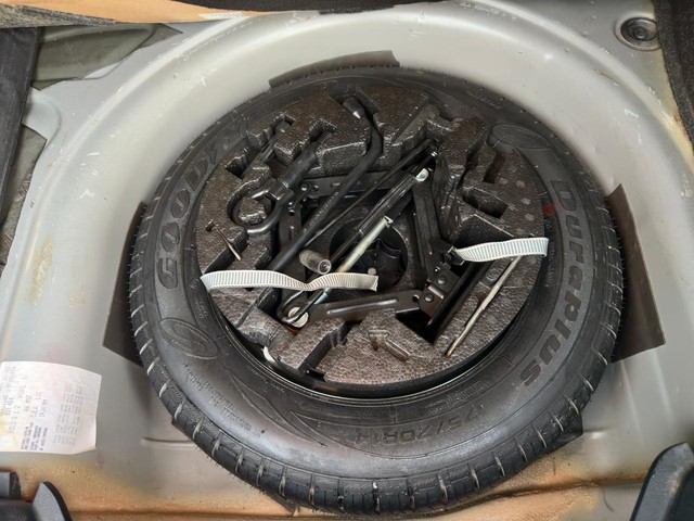 Second-hand 2016 Volkswagen Ameo 1.2 MPI Highline for sale in New Delhi-6