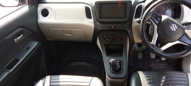Second-hand 2019 Maruti Wagon R ZXI 1.2 for sale in Noida-10
