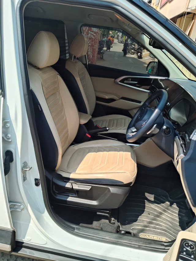 Kia Carens Luxury Plus Diesel AT BSVI Second-hand 2023 Kia Carens Luxury Plus Diesel AT BSVI for sale in Chennai-12