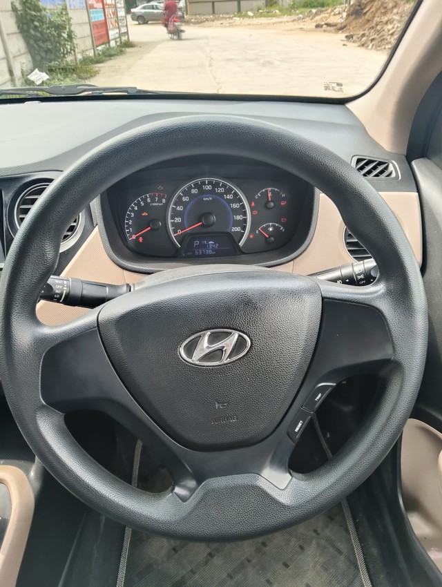 Second-hand 2017 Hyundai Grand i10 Magna for sale in Indore-8