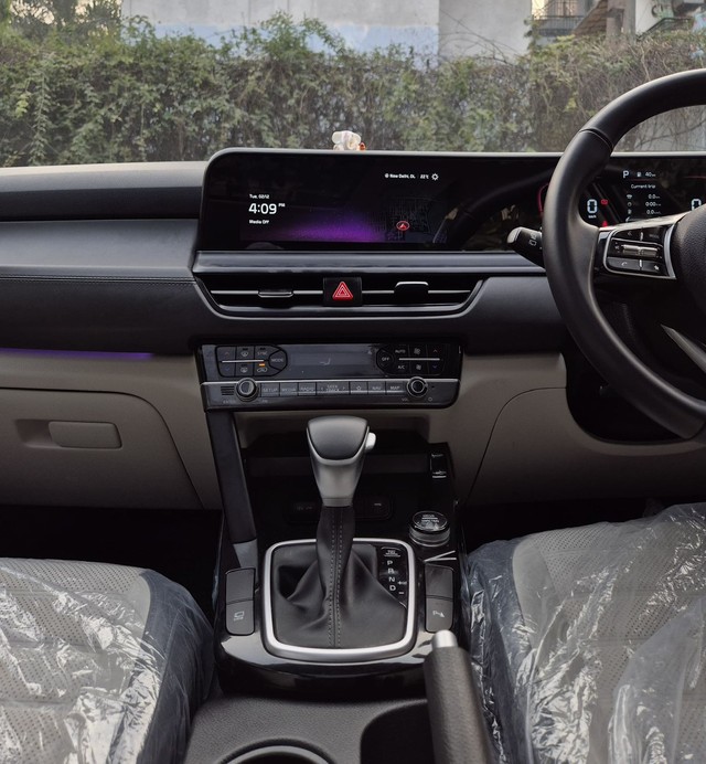 Second-hand 2023 Kia Seltos HTX IVT for sale in New Delhi-6