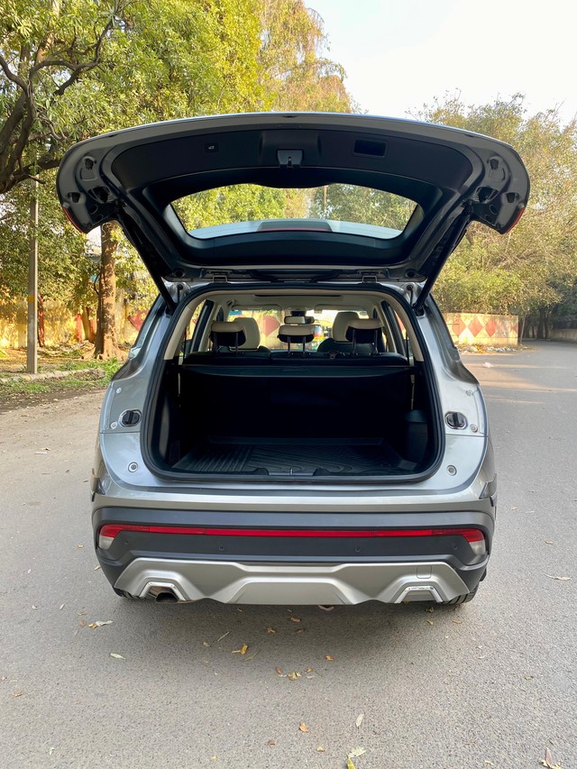 Second-hand 2021 MG Hector Sharp DCT for sale in New Delhi-9