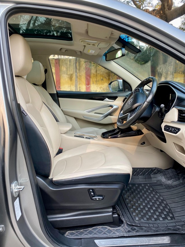 Second-hand 2021 MG Hector Sharp DCT for sale in New Delhi-4