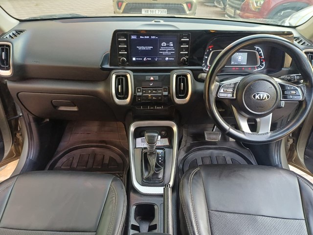 Second-hand 2020 Kia Sonet GTX Plus Turbo DCT BSVI for sale in Faridabad-9