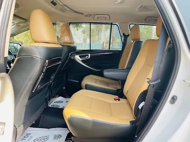 Second-hand 2024 Toyota Innova Crysta 2.4 Zx 7Str for sale in Mumbai-9