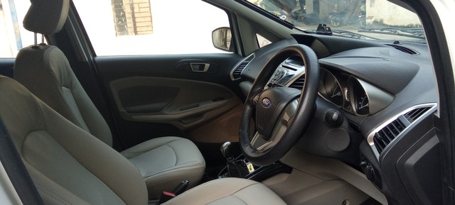 Ford Ecosport 1.5 Petrol Titanium BSIV Second-hand 2017 Ford Ecosport 1.5 Petrol Titanium BSIV for sale in Noida-5