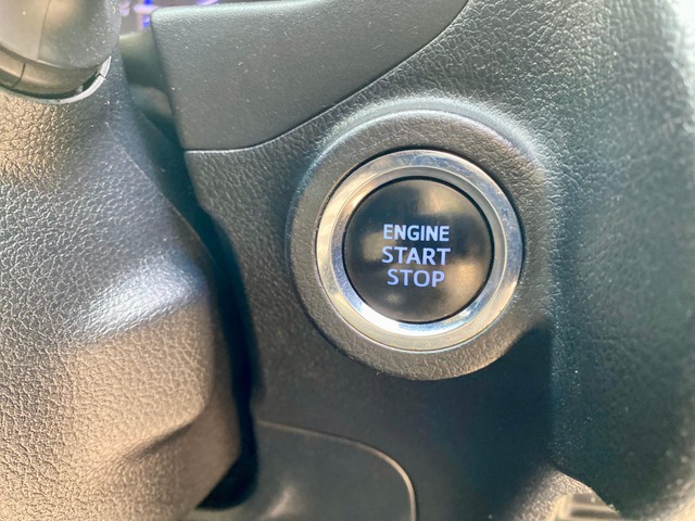 Toyota Innova Crysta 2.4 VX MT 8S BSIV Second-hand 2018 Toyota Innova Crysta 2.4 VX MT 8S BSIV for sale in New Delhi-14