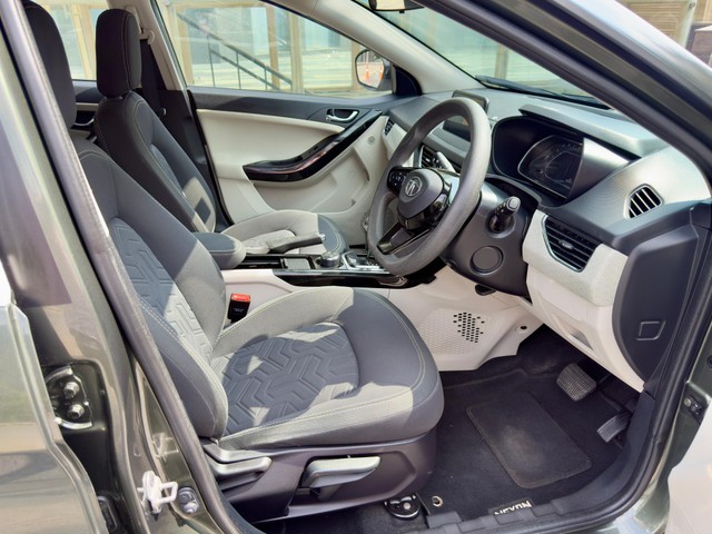 Second-hand 2023 Tata Nexon XZA Plus AMT for sale in New Delhi-12