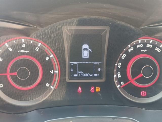 Mahindra XUV300 W8 Option BSVI Second-hand 2020 Mahindra XUV300 W8 Option BSVI for sale in Lucknow-5