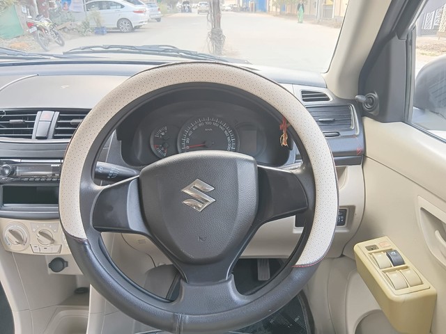 Second-hand 2014 Maruti Swift LDI BSIV for sale in Indore-5