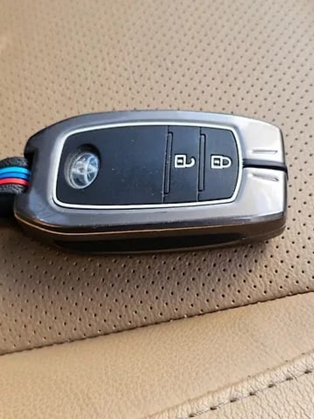 Second-hand 2024 Toyota Innova Crysta 2.4 Zx 7Str for sale in Mumbai-6