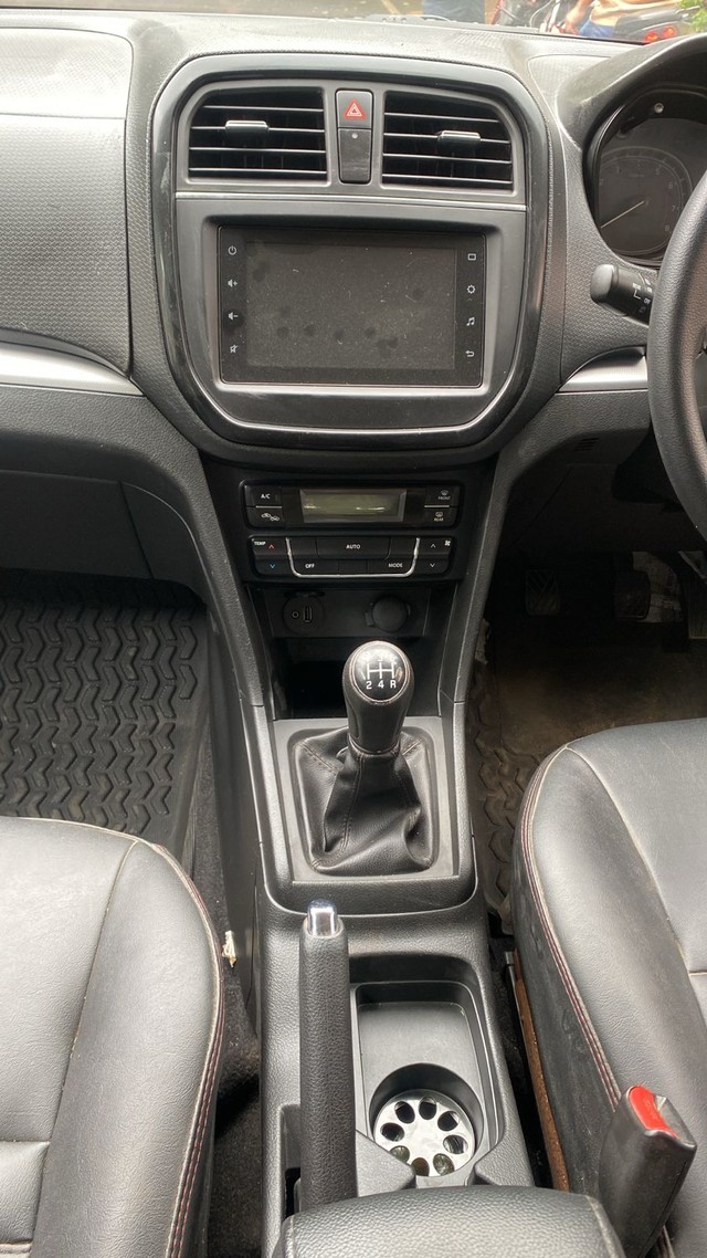 Second-hand 2021 Maruti Vitara Brezza ZXI for sale in Bangalore-9