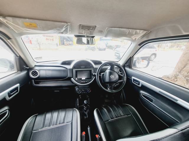 https://images10.gaadi.com/usedcar_image/TP1A.220624.014/original/a0c38b5d-8d4b-4b0a-a493-be49392489e1.jpg?imwidth=6402
