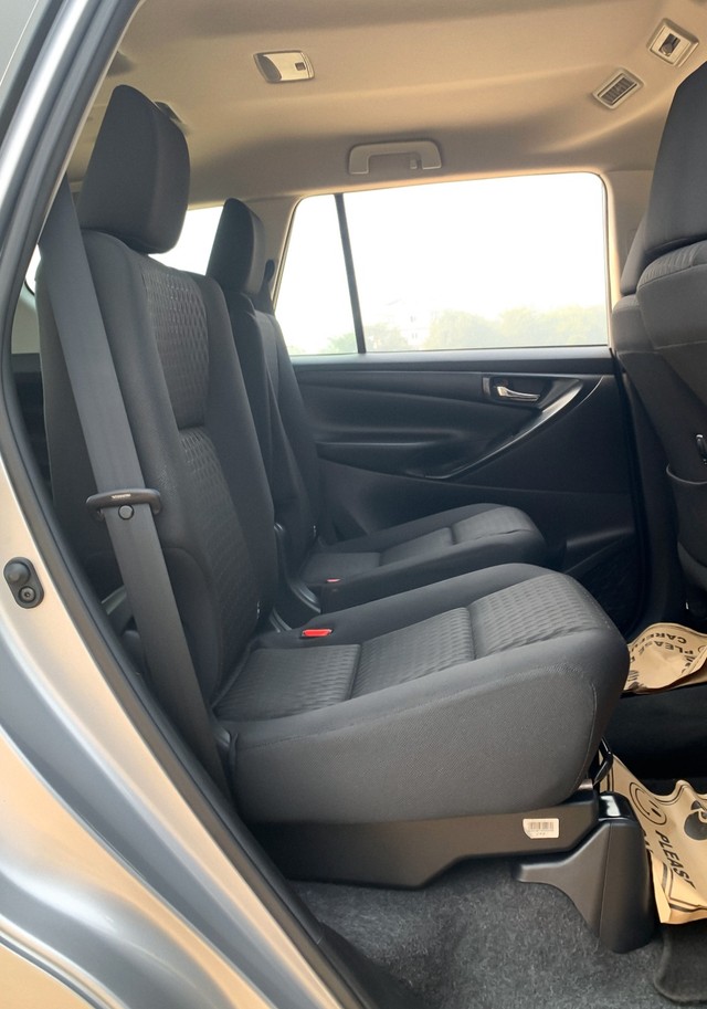 Second-hand 2022 Toyota Innova Crysta 2.4 GX 7 STR AT for sale in New Delhi-9