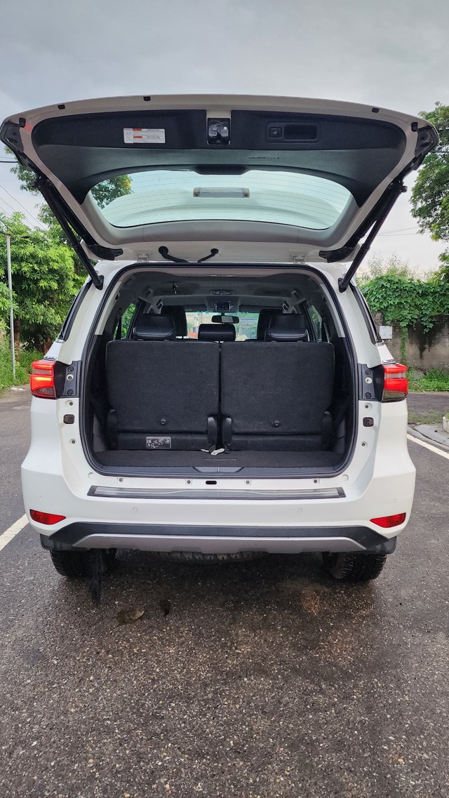 Second-hand 2021 Toyota Fortuner 4X2 Diesel BSVI for sale in Ludhiana-9