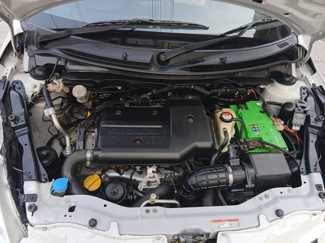 Second-hand 2014 Maruti Swift LDI BSIV for sale in Indore-4