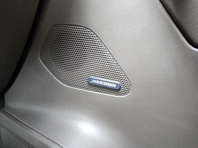 Second-hand 2019 Jaguar F-Pace Prestige 2.0 AWD for sale in Mumbai-19