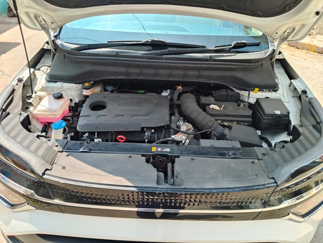 Kia Carens Luxury Plus Diesel AT BSVI Second-hand 2023 Kia Carens Luxury Plus Diesel AT BSVI for sale in Chennai-5