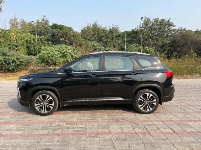 Second-hand 2021 MG Hector Sharp DCT for sale in New Delhi-3