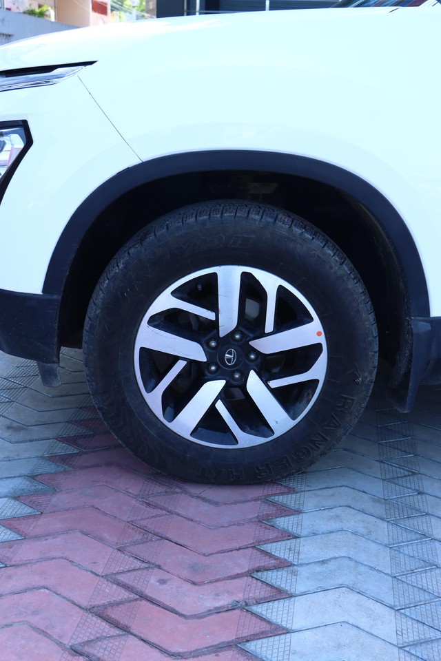 Second-hand 2022 Tata Harrier XZA Plus AT BSVI for sale in Ajmer-5