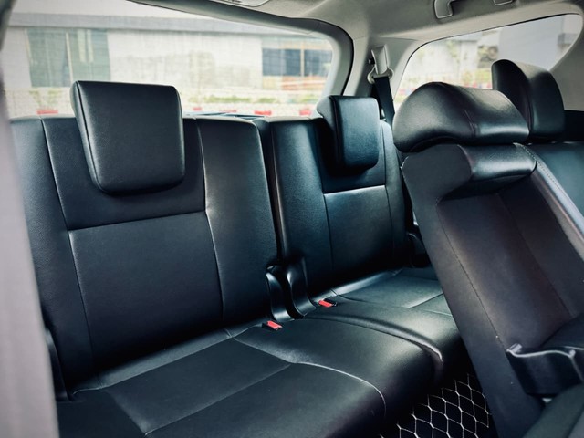 Second-hand 2023 Toyota Fortuner 4X2 Diesel AT for sale in New Delhi-7