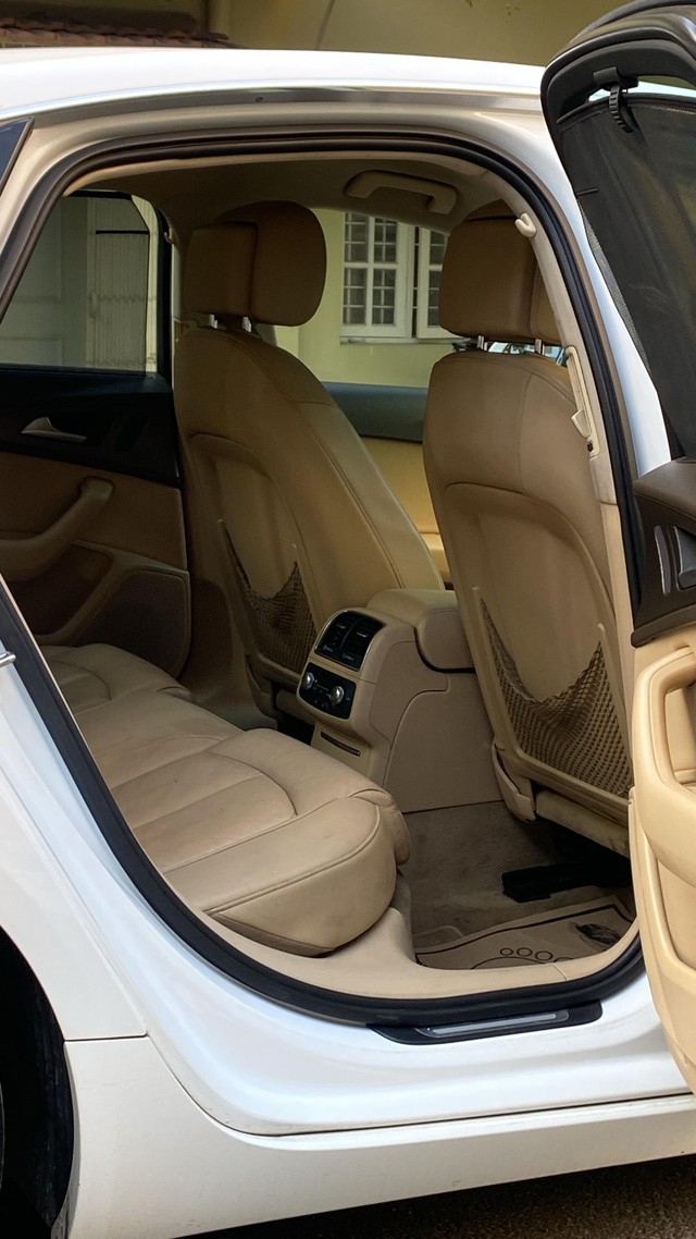 Second-hand 2015 Audi A6 35 TDI Technology for sale in Bangalore-10