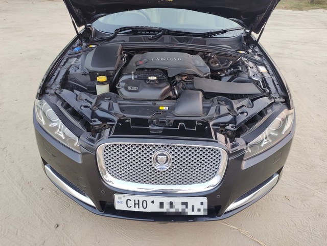 Second-hand 2013 Jaguar XF 3.0 Litre S Premium Luxury for sale in Ludhiana-4