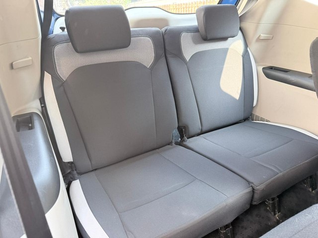 Second-hand 2021 Renault Triber RXL BSVI for sale in Thane-13