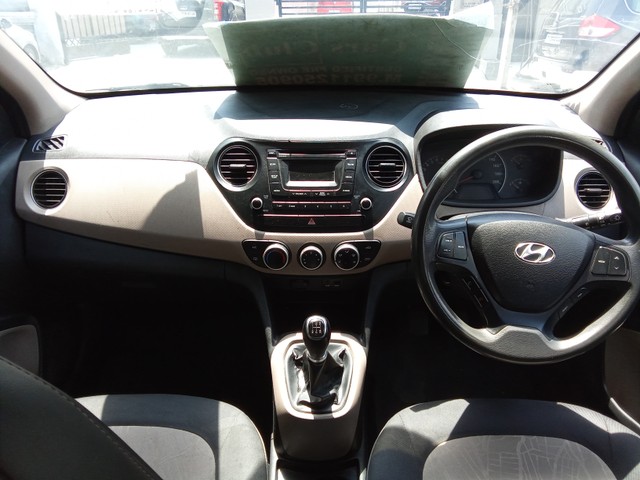 Second-hand 2015 Hyundai i10 Era for sale in Noida-6