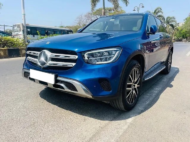 Second-hand 2022 Mercedes-Benz GLC 220d 4MATIC for sale in Mumbai-2