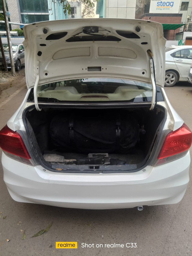 Second-hand 2016 Honda Amaze S Petrol BSIV for sale in Noida-6