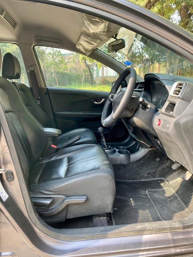 Honda BR-V i-VTEC VX MT Second-hand 2017 Honda BR-V i-VTEC VX MT for sale in New Delhi-5