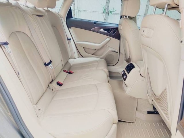 Second-hand 2015 Audi A6 35 TDI Premium for sale in Hyderabad-10