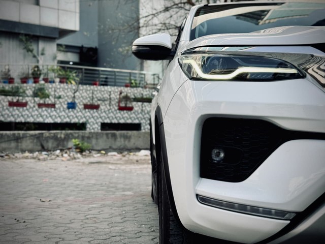 Second-hand 2021 Toyota Fortuner 4X2 Diesel BSVI for sale in New Delhi-19