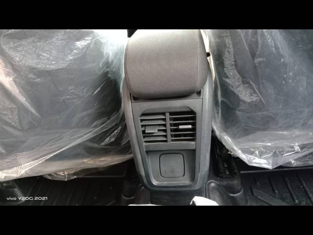 Second-hand 2025 Tata Nexon Creative Plus S Dark CNG for sale in Mumbai-9