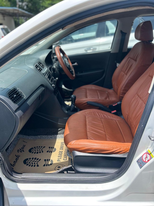 Second-hand 2015 Volkswagen Polo 1.2 MPI Comfortline for sale in Lucknow-6