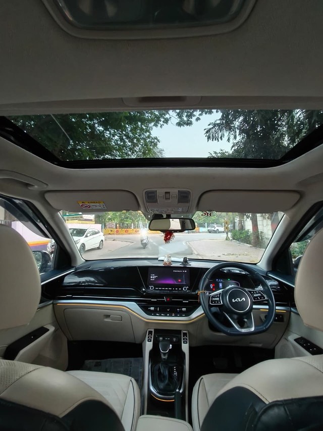 Kia Carens Luxury Plus Diesel AT BSVI Second-hand 2022 Kia Carens Luxury Plus Diesel AT BSVI for sale in Indore-8