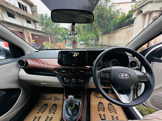 Second-hand 2021 Hyundai Aura S CNG for sale in Lucknow-14
