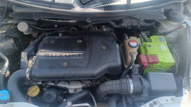 Second-hand 2017 Maruti Swift ZDI BSIV for sale in Mahabubabad-2