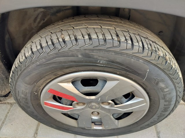 Second-hand 2016 Renault KWID 1.0 RXT for sale in Thane-12