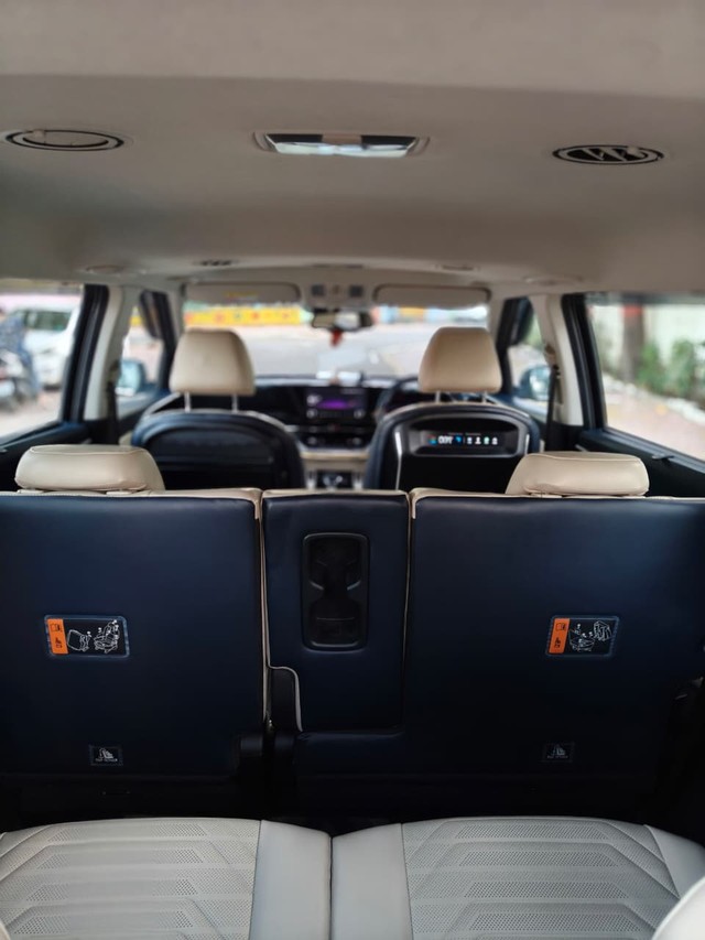 Kia Carens Luxury Plus Diesel AT BSVI Second-hand 2022 Kia Carens Luxury Plus Diesel AT BSVI for sale in Indore-9