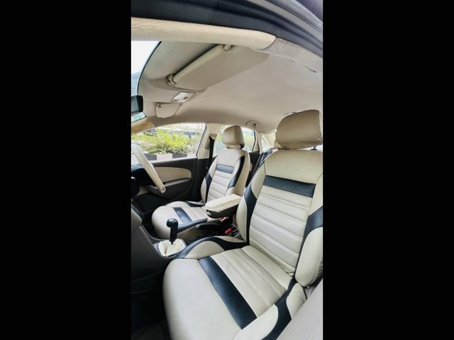 Skoda Rapid 1.6 MPI Active Second-hand 2013 Skoda Rapid 1.6 MPI Active for sale in New Delhi-10