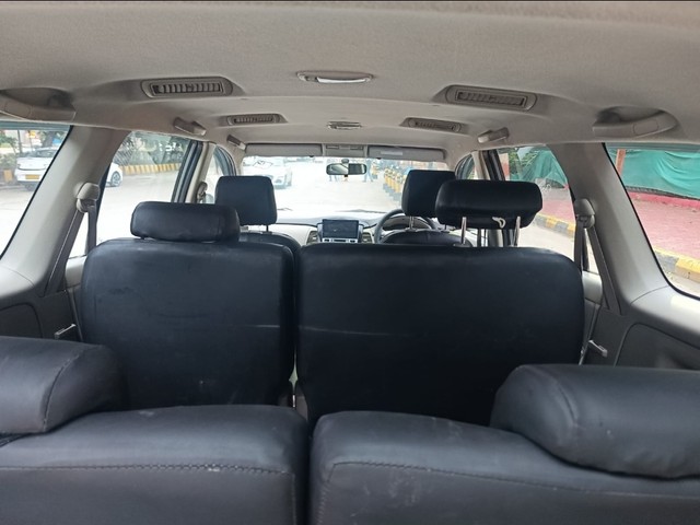 Second-hand 2014 Toyota Innova 2.5 G (Diesel) 8 Seater BS IV for sale in Indore-6