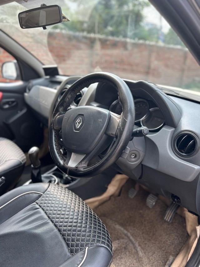 Second-hand 2016 Renault Duster RXZ AWD for sale in Lucknow-5