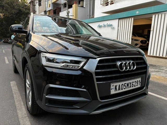 Second-hand 2018 Audi Q3 30 TDI Premium FWD for sale in Bangalore-4