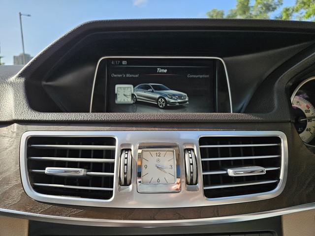 Second-hand 2016 Mercedes-Benz E-Class E250 CDI Avantgarde for sale in Mumbai-18