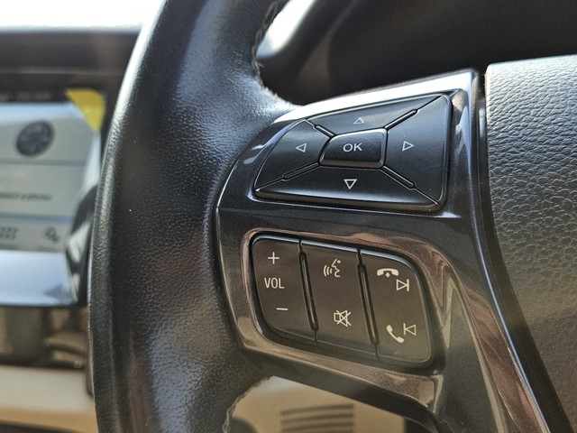 Second-hand 2019 Ford Endeavour 2.2 Titanium AT 4X2 for sale in Mumbai-24