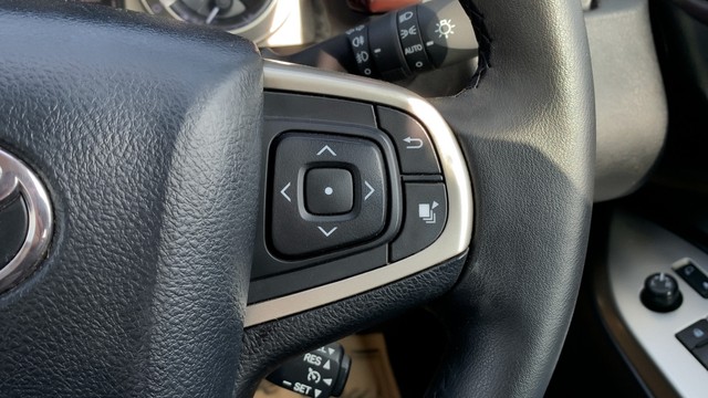 Second-hand 2021 Toyota Innova Crysta 2.4 VX 7 STR for sale in New Delhi-19