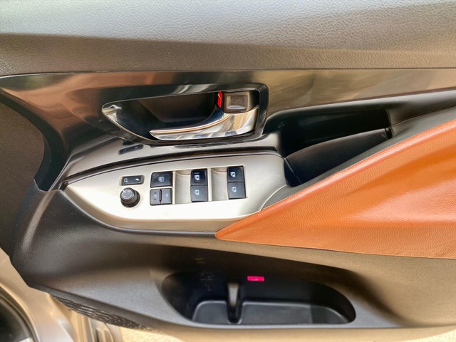 Second-hand 2019 Toyota Innova Crysta 2.4 GX MT BSIV for sale in New Delhi-8