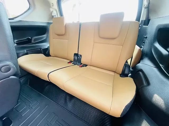 Second-hand 2024 Toyota Innova Crysta 2.4 Zx 7Str for sale in Mumbai-10